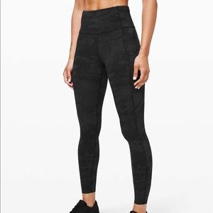 Lululemon Fast and Free Tight 25”